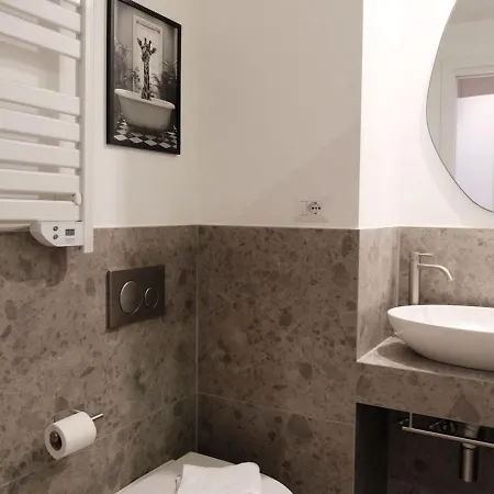 New - Castello Valentino Appartamento *